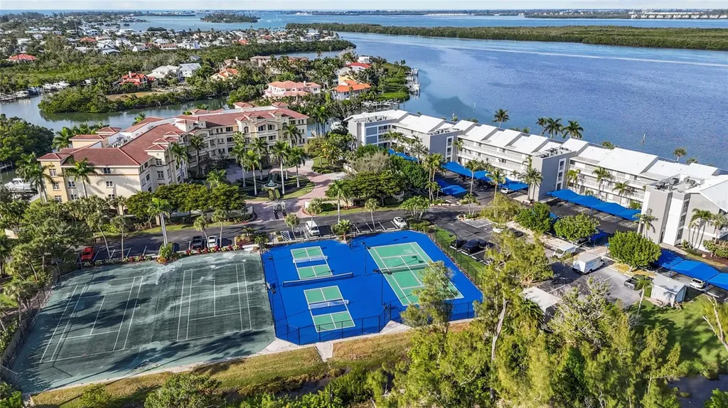 615 Dream Island Place Longboat Key FL 34228