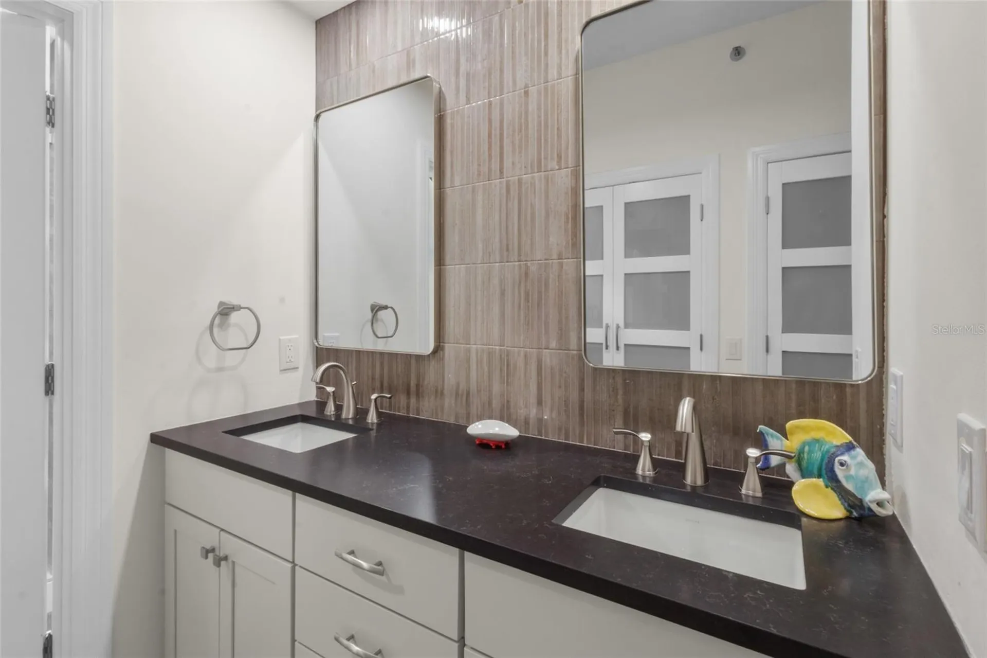 615 Dream Island Place Longboat Key FL 34228