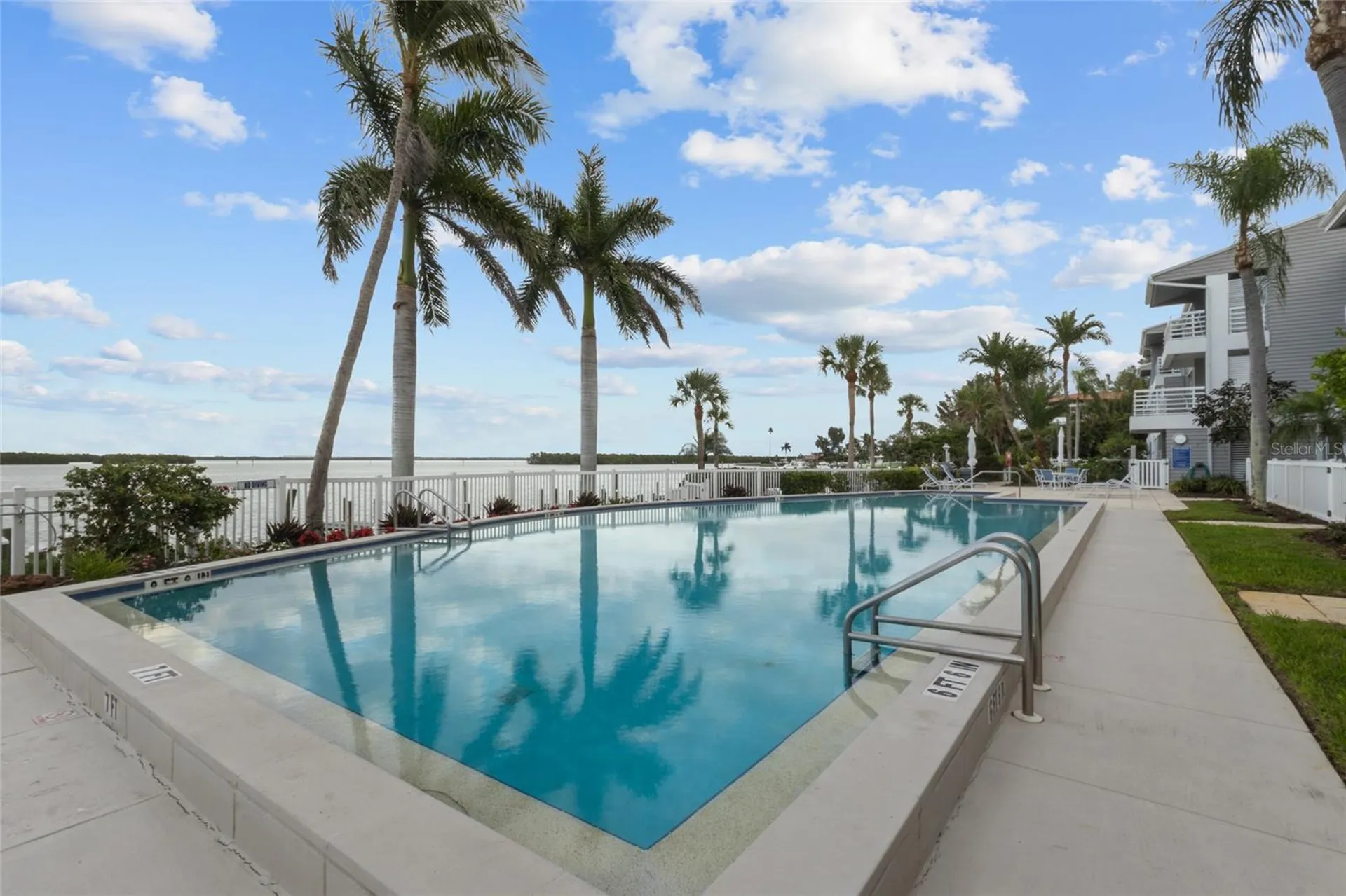 615 Dream Island Place Longboat Key FL 34228