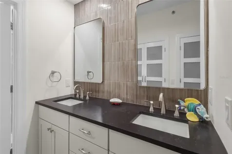 615 Dream Island Place Longboat Key FL 34228