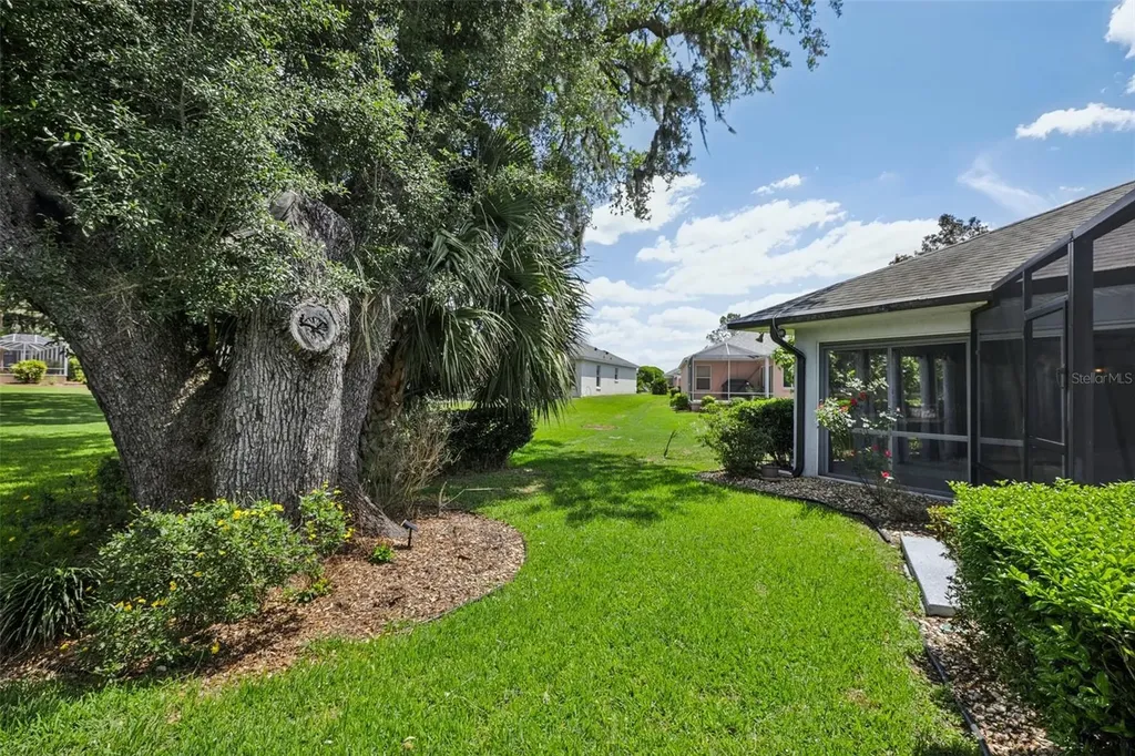 8690 SE 173rd Wisteria Street The Villages FL 32162