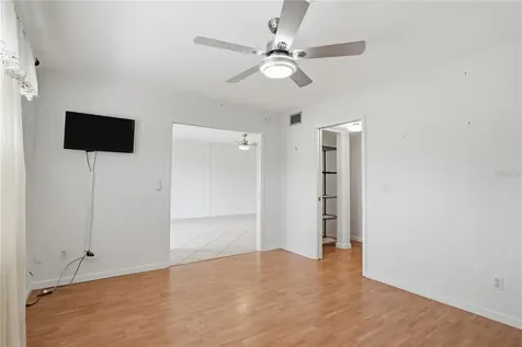 7860 Palm Aire Lane Sarasota FL 34243