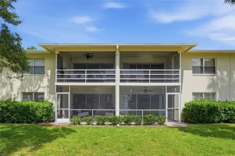 7860 Palm Aire Lane Sarasota FL 34243