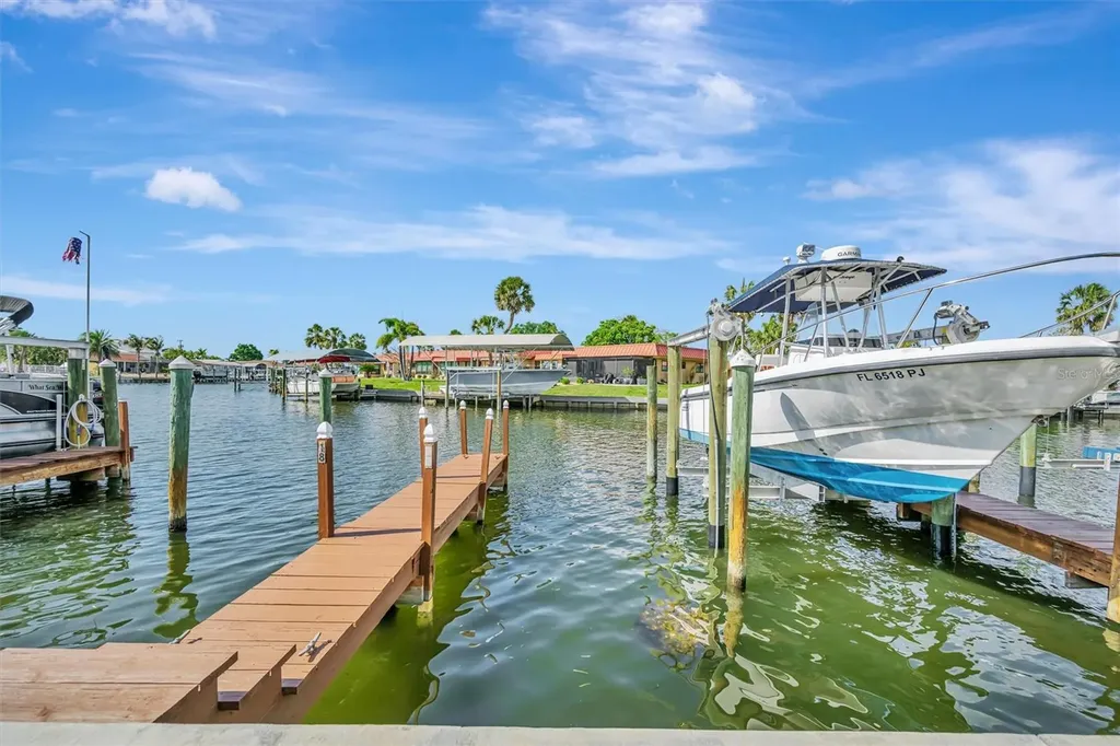 Bradenton FL 34210