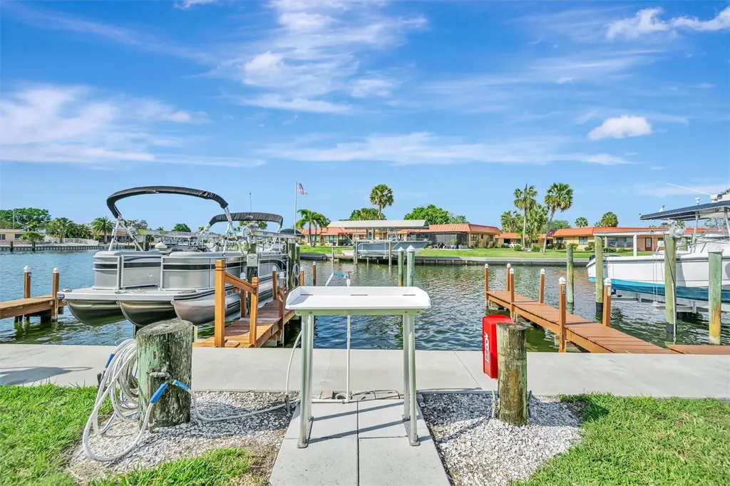 9604 Cortez Road W Bradenton FL 34210