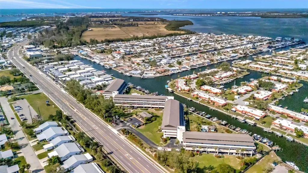 Bradenton FL 34210