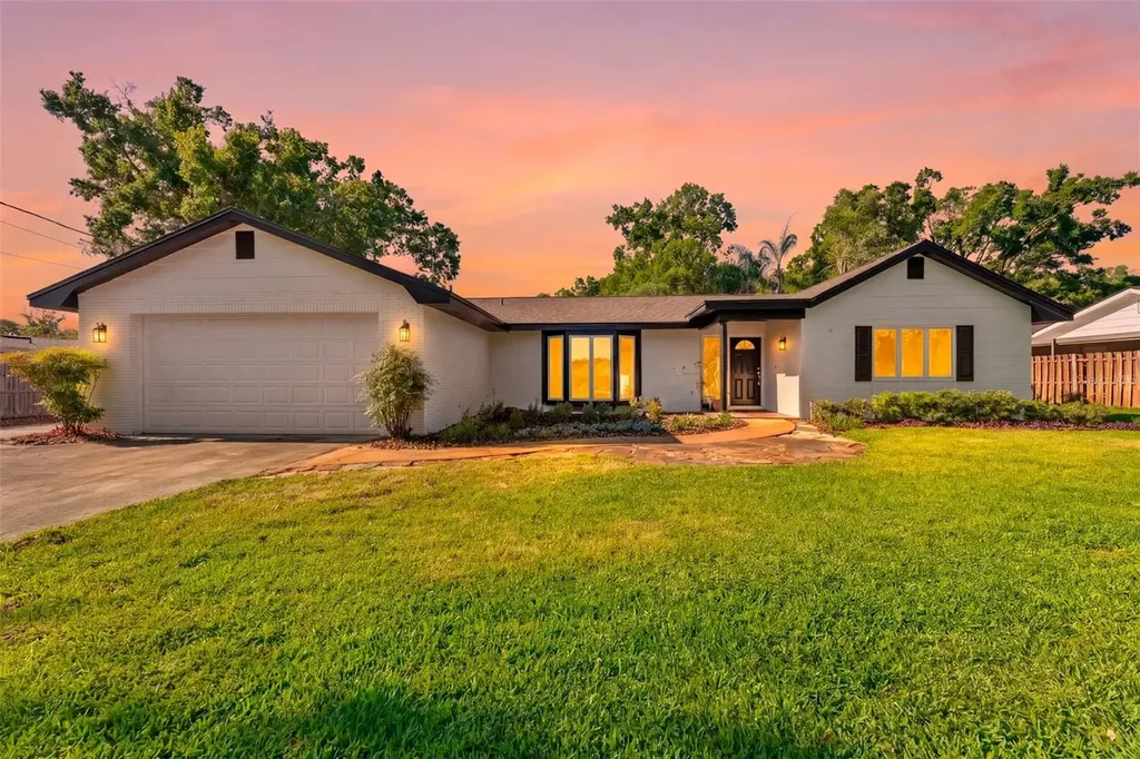 1502 Haven Bend Tampa FL 33613