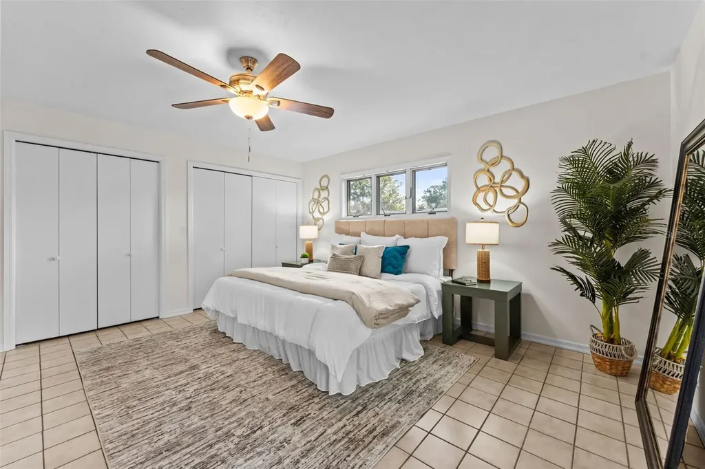 1502 Haven Bend Tampa FL 33613
