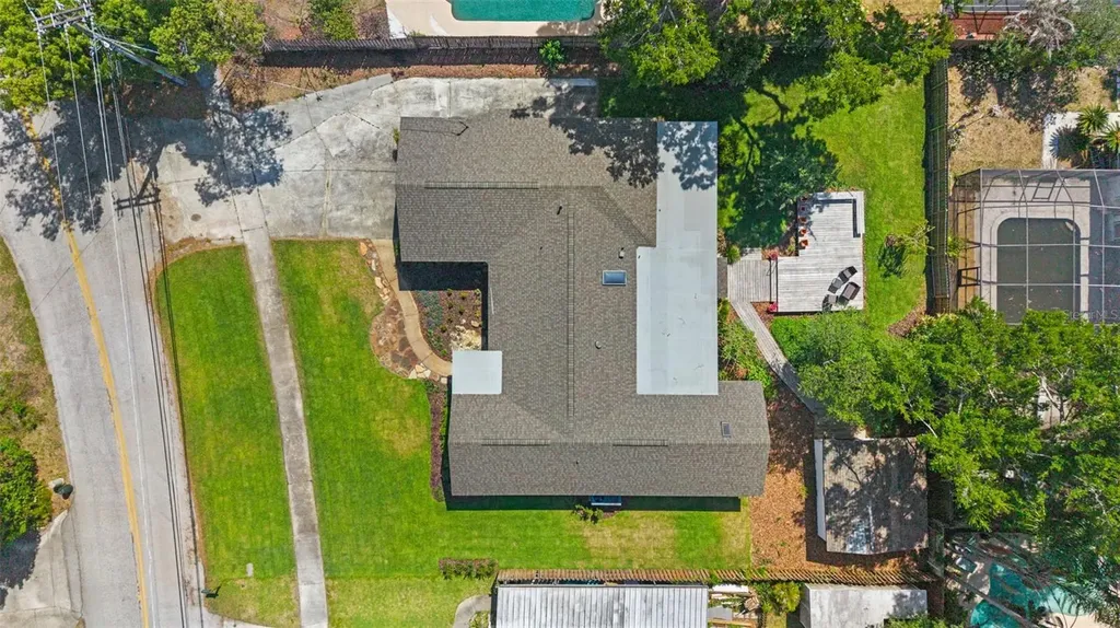 1502 Haven Bend Tampa FL 33613
