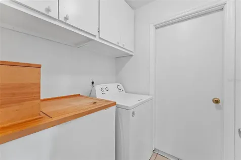 1502 Haven Bend Tampa FL 33613