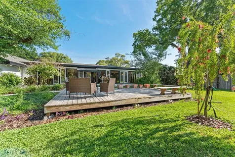 1502 Haven Bend Tampa FL 33613