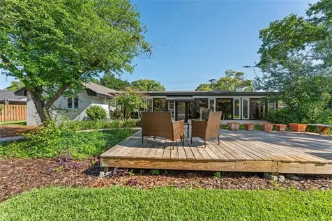1502 Haven Bend Tampa FL 33613