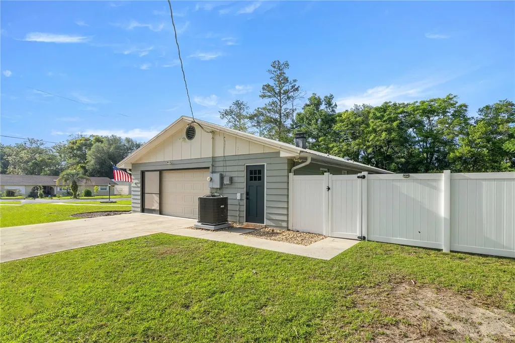 1205 NE 48th Avenue Road Ocala FL 34470
