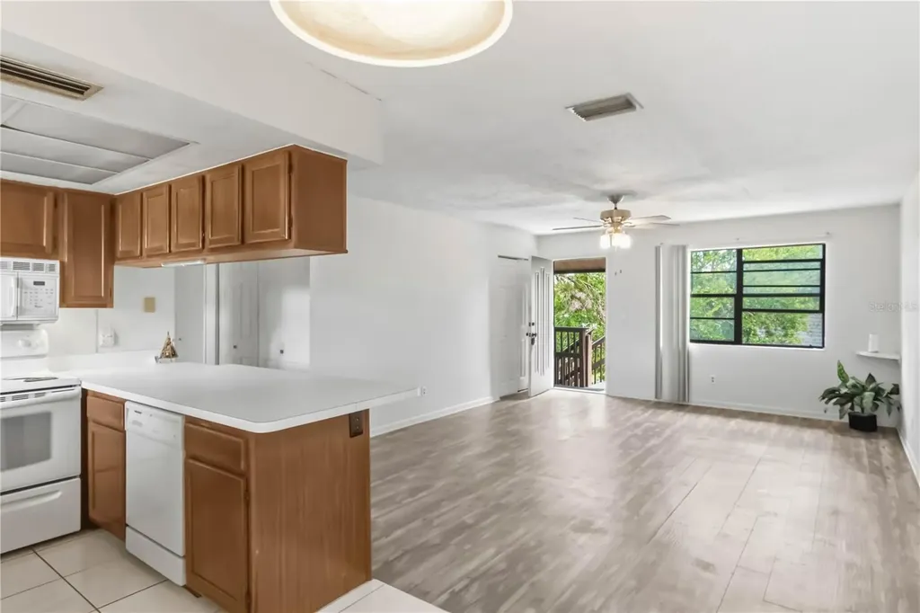 4951 91st Avenue N Pinellas Park FL 33782