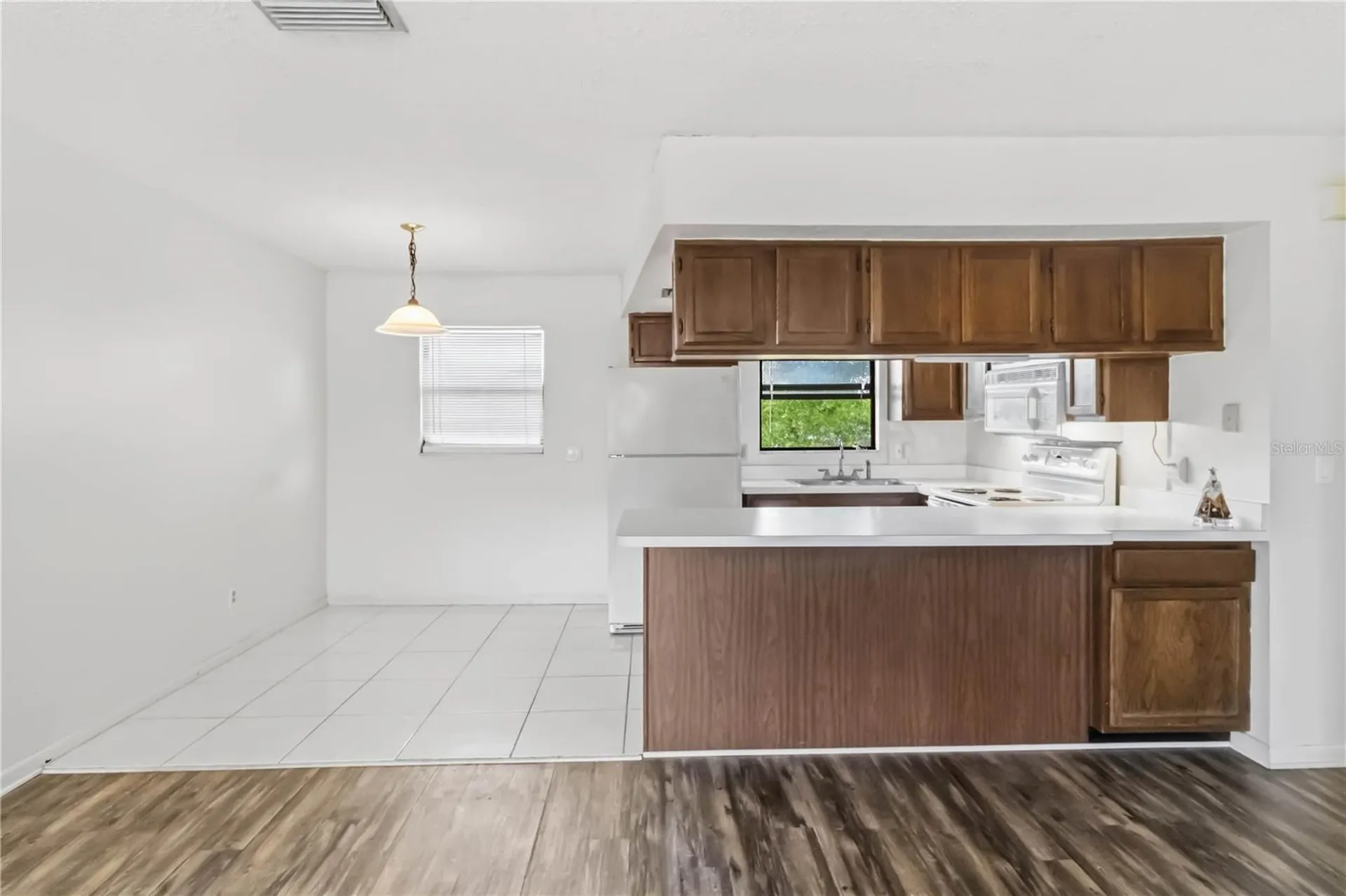 4951 91st Avenue N Pinellas Park FL 33782
