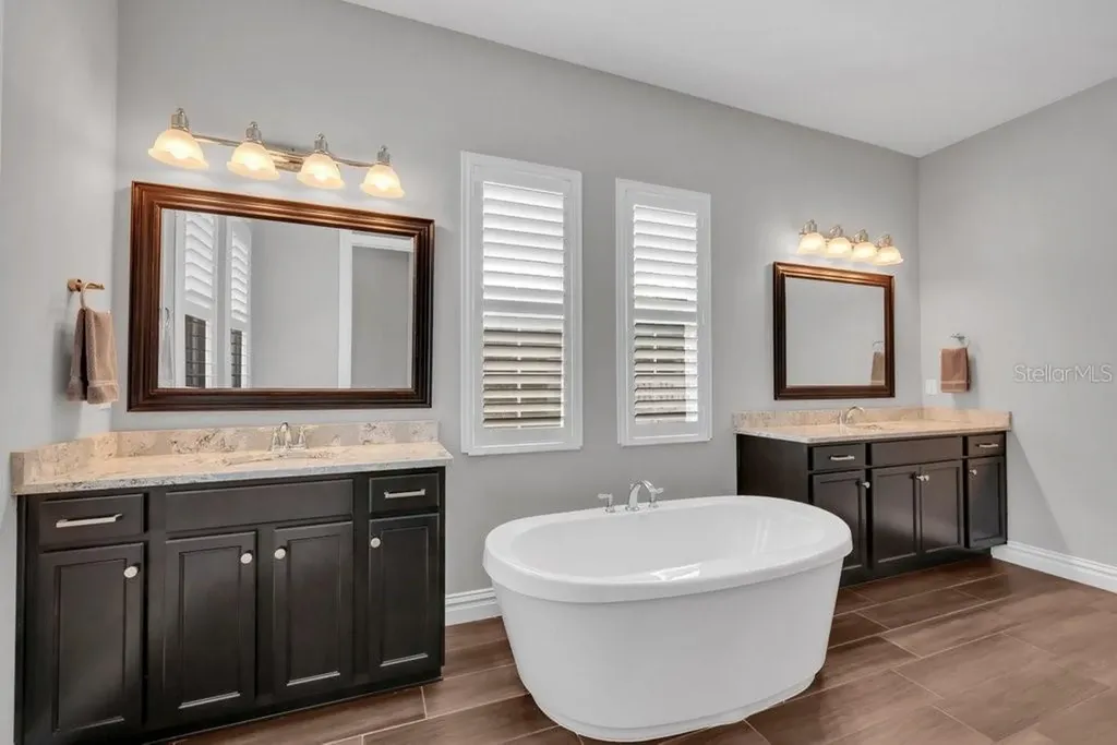 14908 Bassinger Lane Lithia FL 33547