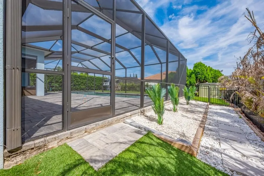 14908 Bassinger Lane Lithia FL 33547