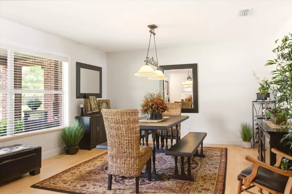 4910 E Lake Drive Winter Springs FL 32708