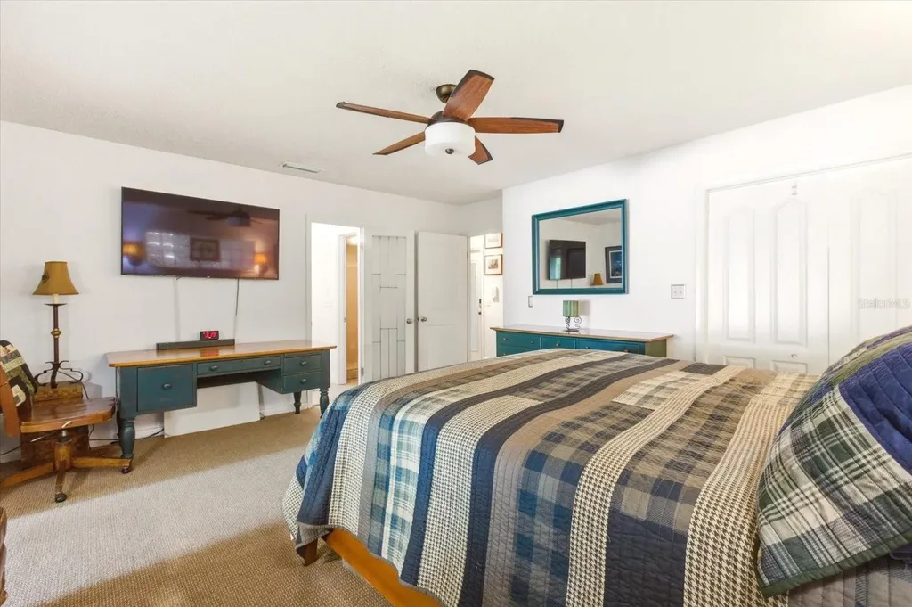 4910 E Lake Drive Winter Springs FL 32708
