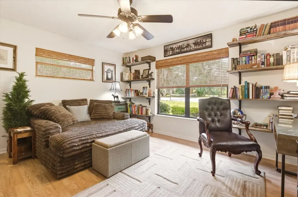 4910 E Lake Drive Winter Springs FL 32708