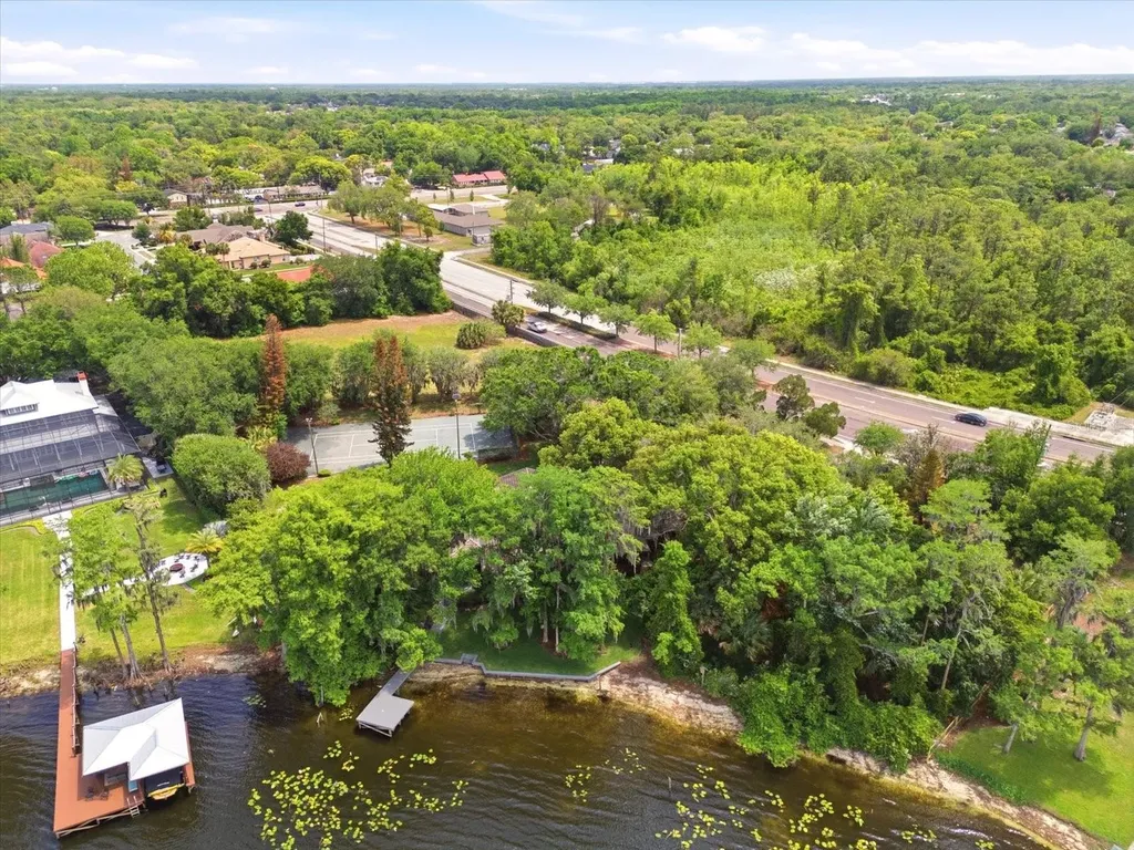4910 E Lake Drive Winter Springs FL 32708