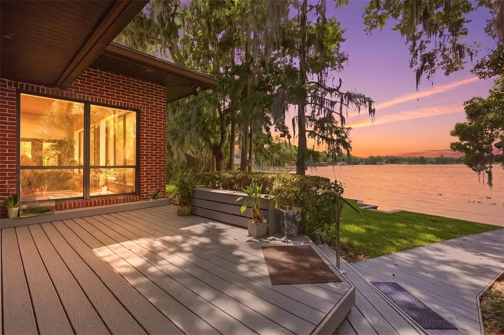 4910 E Lake Drive Winter Springs FL 32708