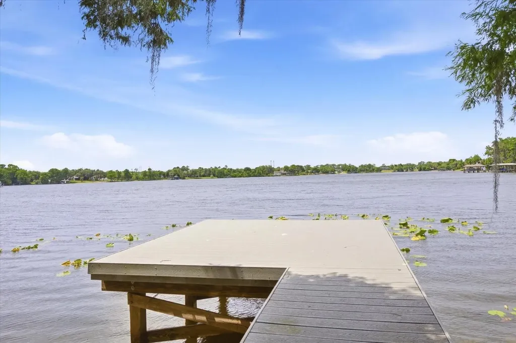4910 E Lake Drive Winter Springs FL 32708