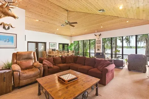 4910 E Lake Drive Winter Springs FL 32708