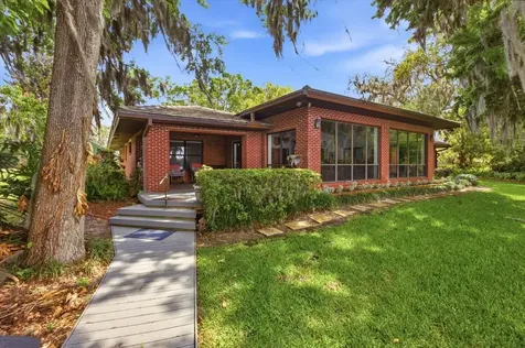 4910 E Lake Drive Winter Springs FL 32708