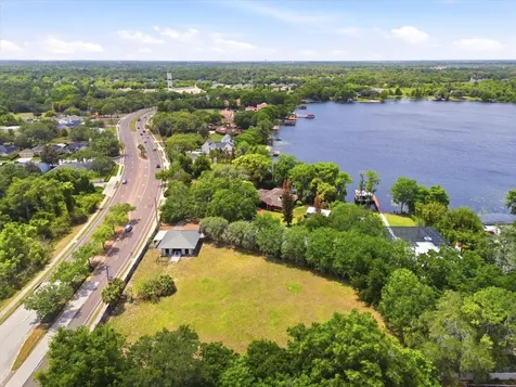 4910 E Lake Drive Winter Springs FL 32708