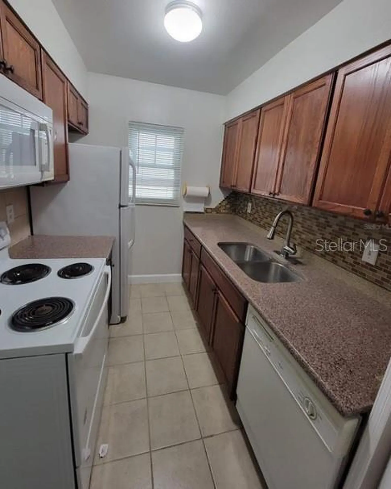 817 Sky Lake Circle Orlando FL 32809