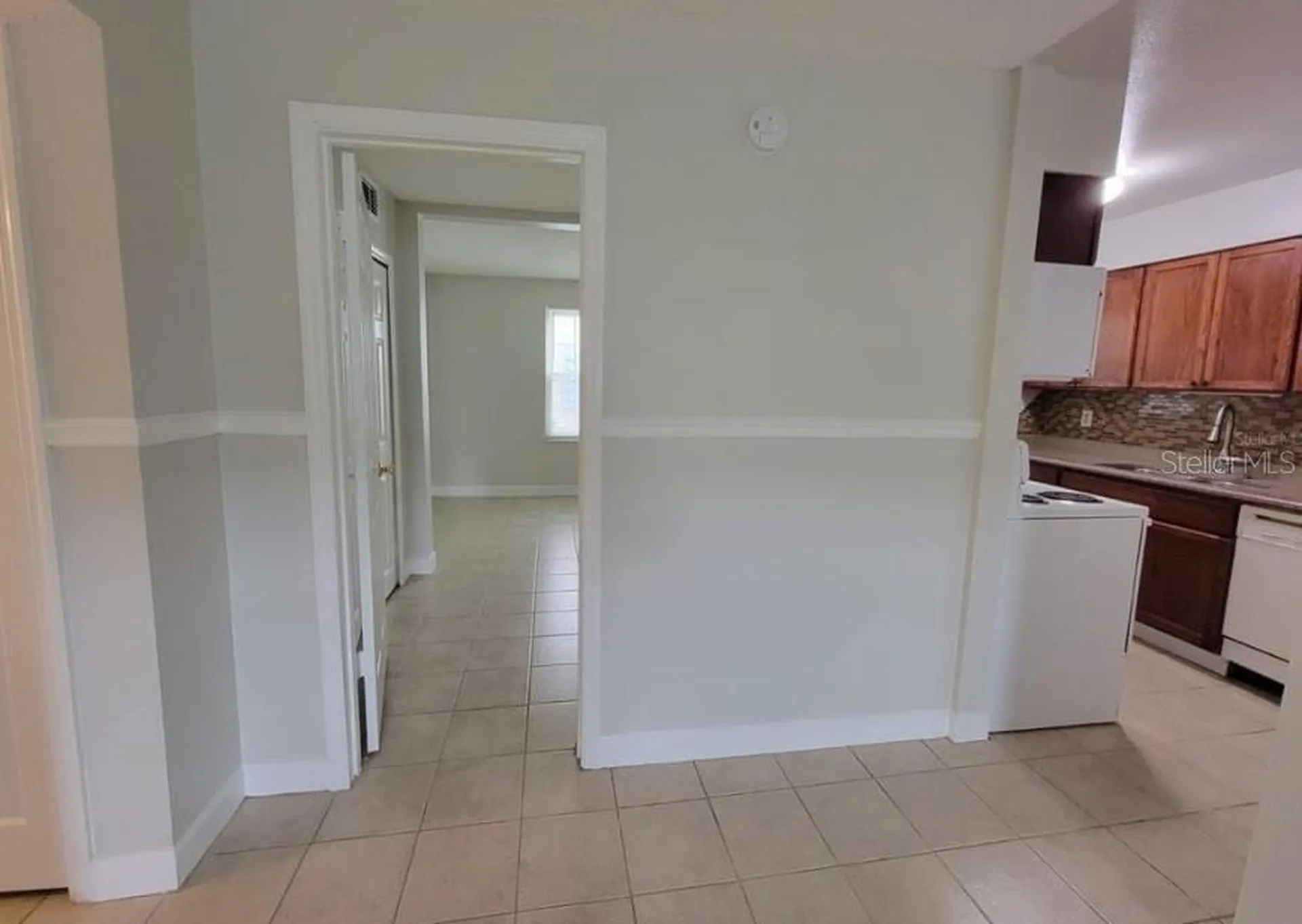 817 Sky Lake Circle Orlando FL 32809