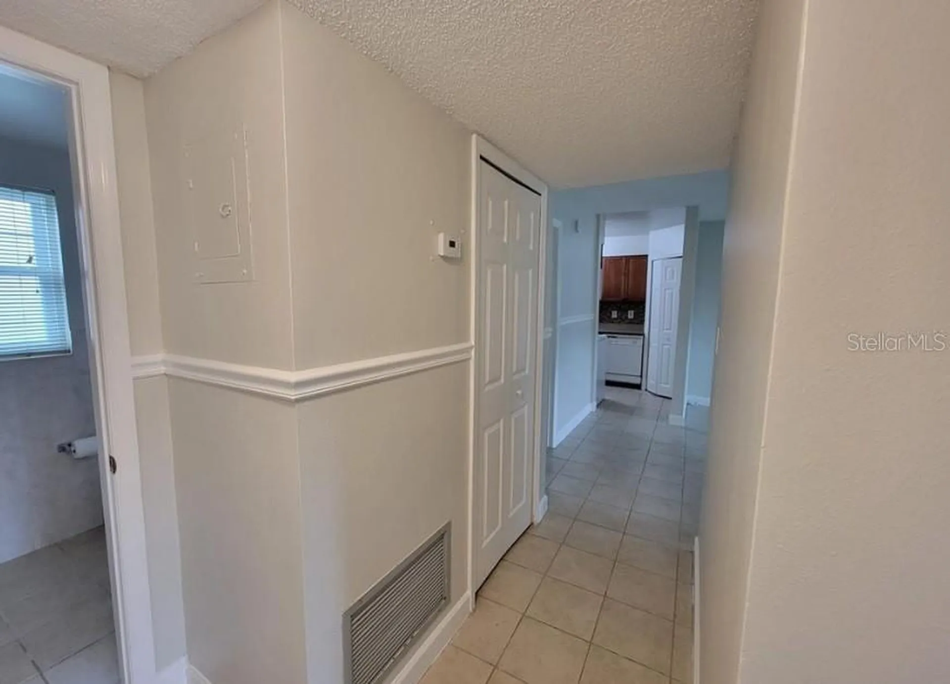 817 Sky Lake Circle Orlando FL 32809