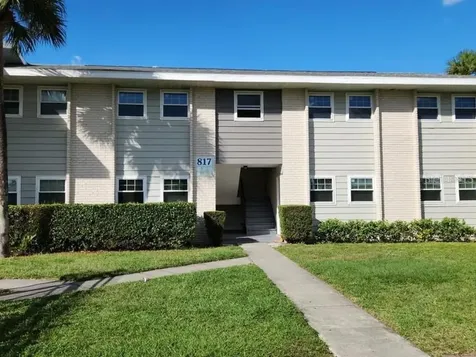 817 Sky Lake Circle Orlando FL 32809