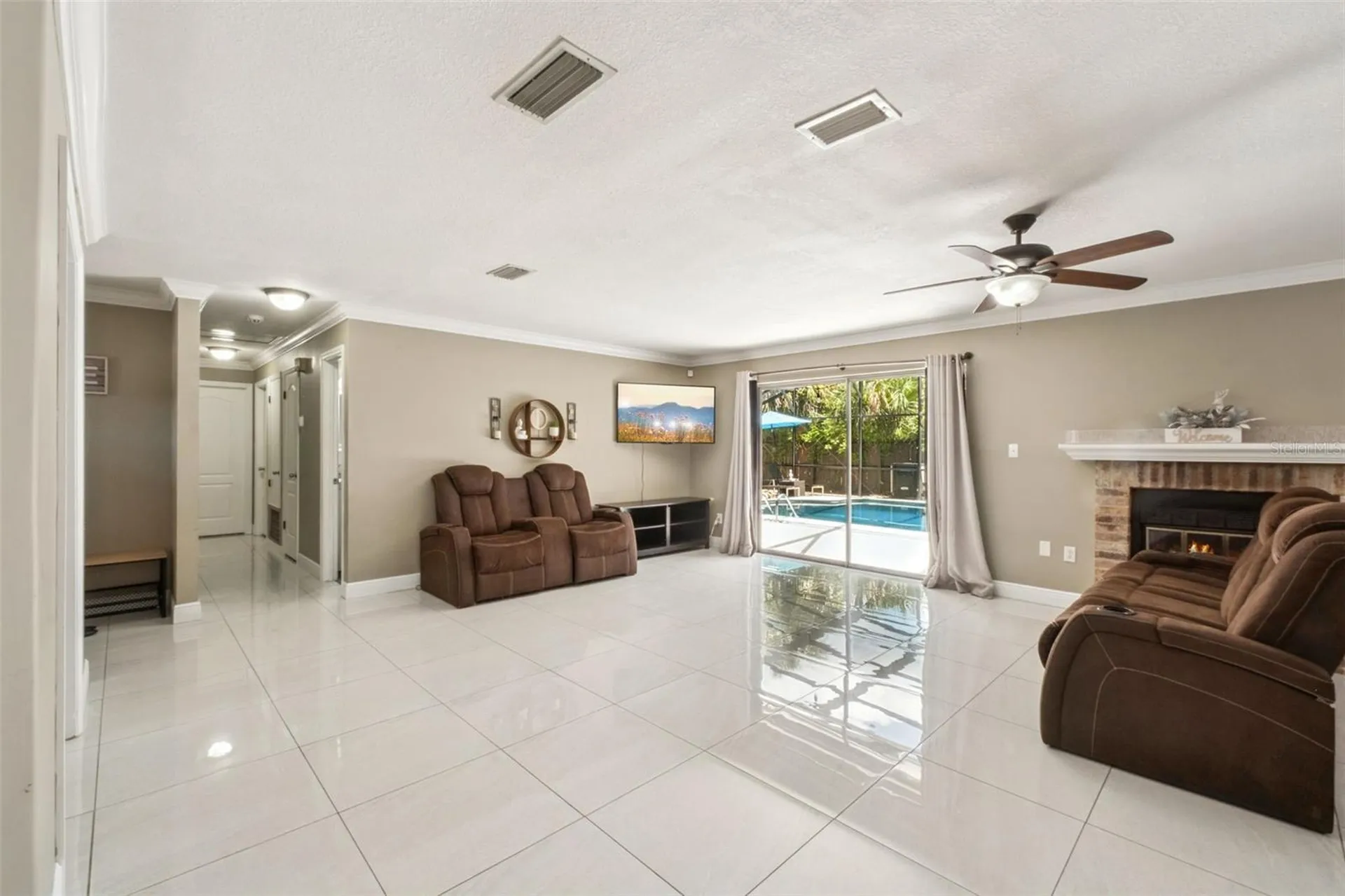 1537 S Spring Garden Avenue Deland FL 32720