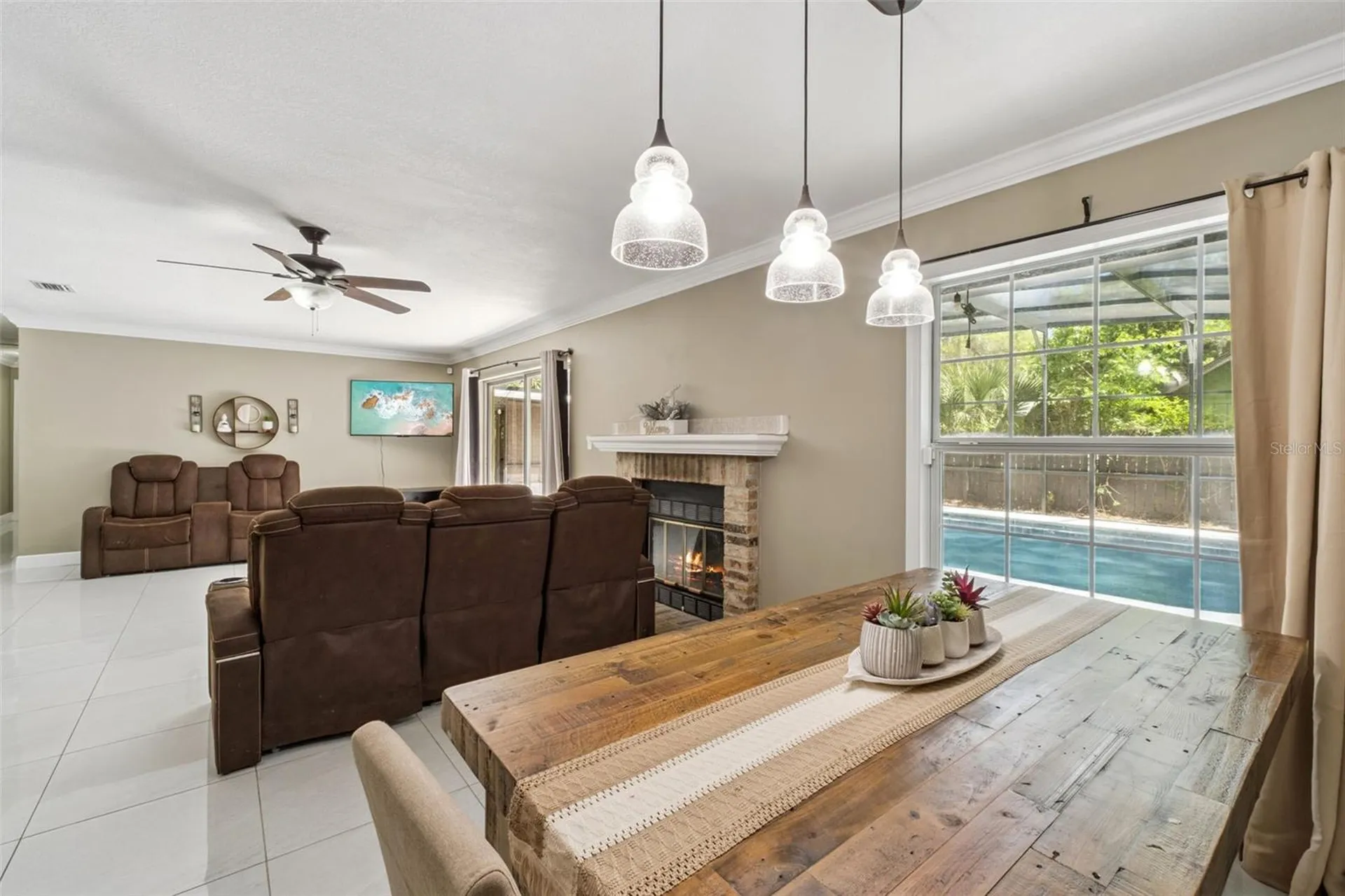 1537 S Spring Garden Avenue Deland FL 32720