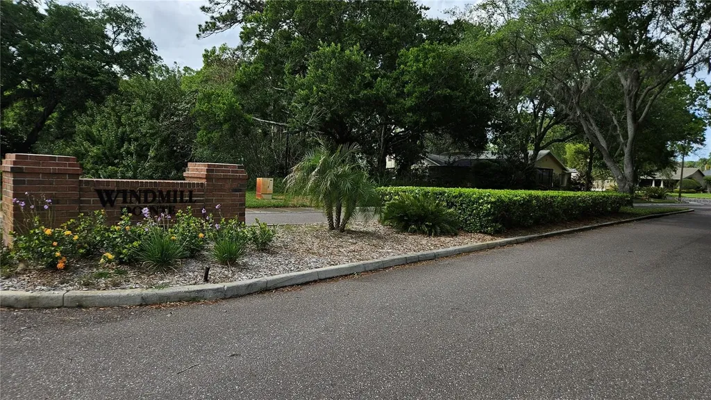 2626 Wendover Terrace Palm Harbor FL 34685