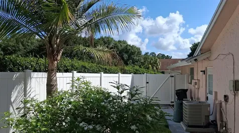 2626 Wendover Terrace Palm Harbor FL 34685