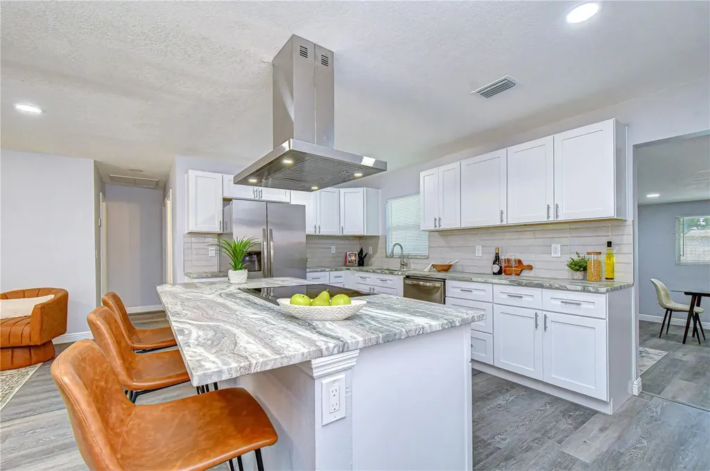 7235 15th Street N St Petersburg FL 33702