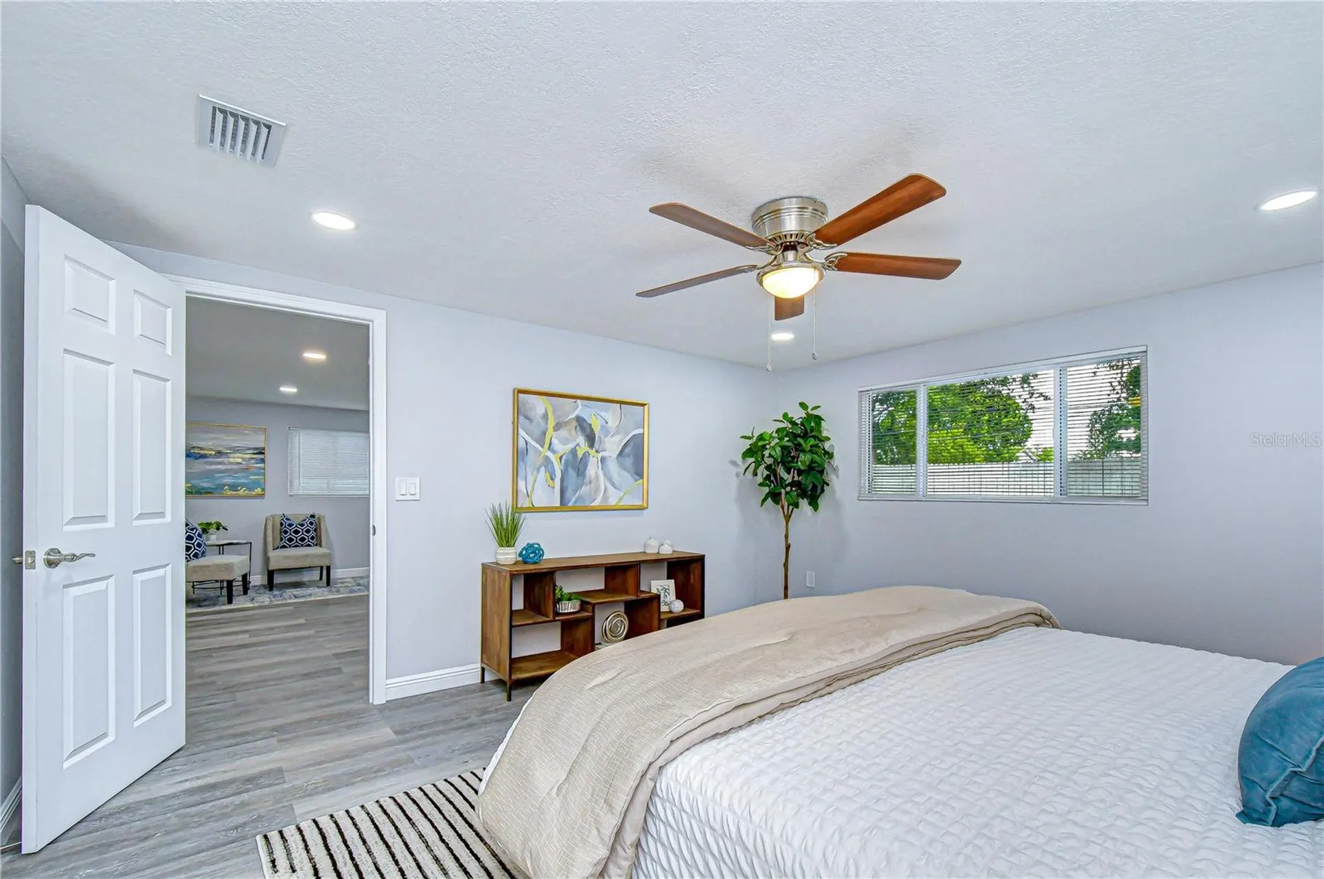 7235 15th Street N St Petersburg FL 33702