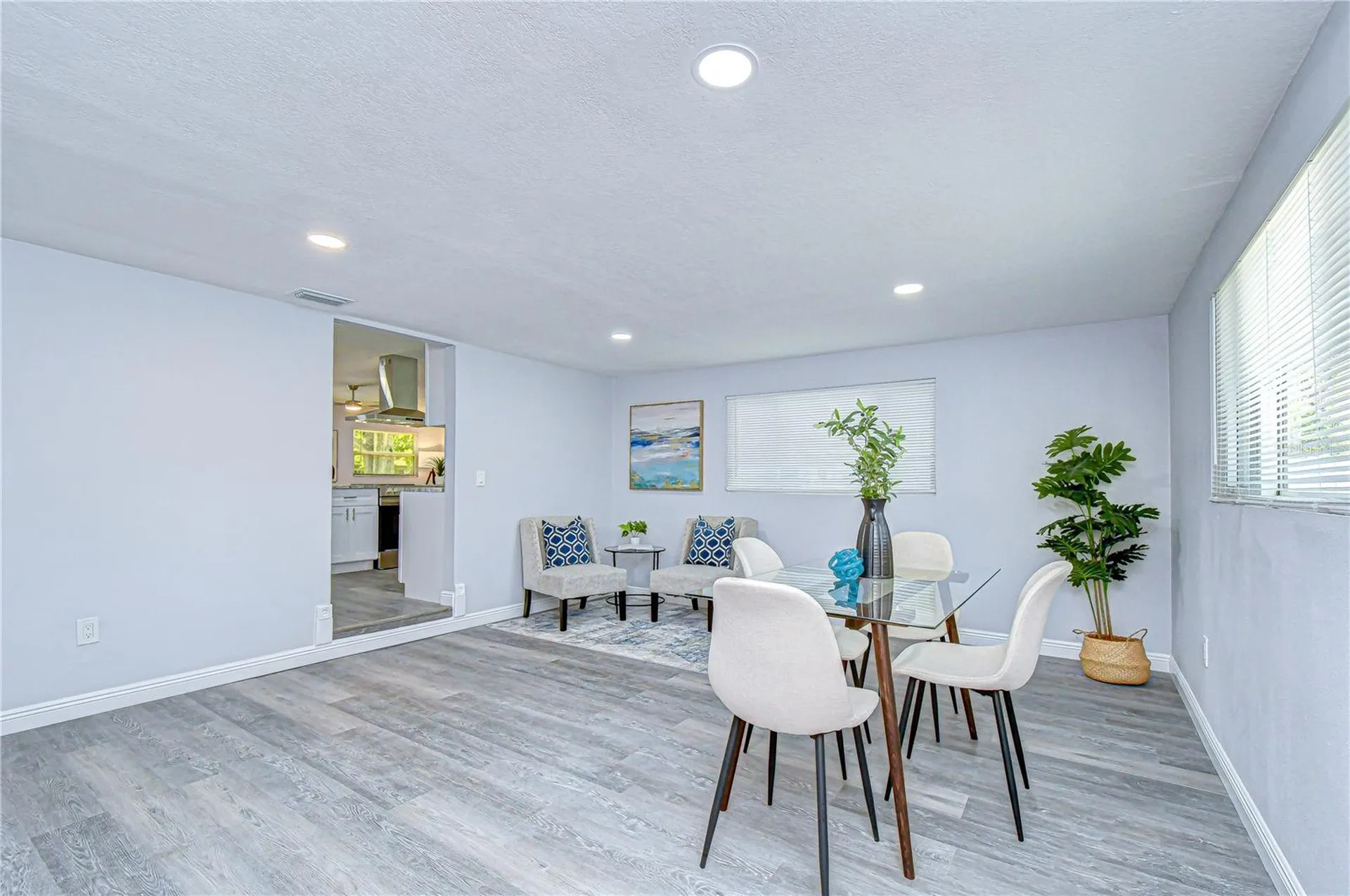 7235 15th Street N St Petersburg FL 33702