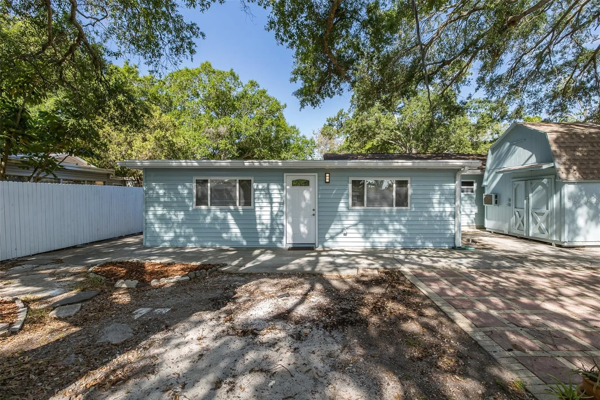 7235 15th Street N St Petersburg FL 33702