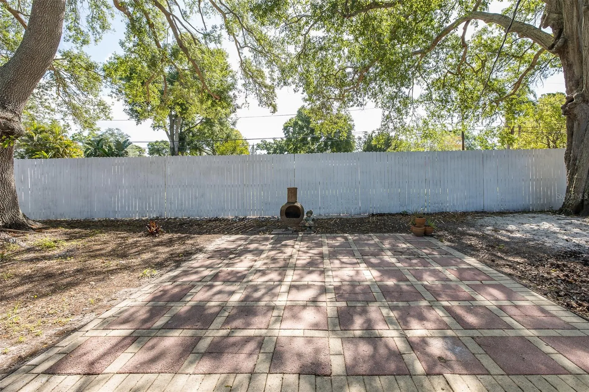 7235 15th Street N St Petersburg FL 33702