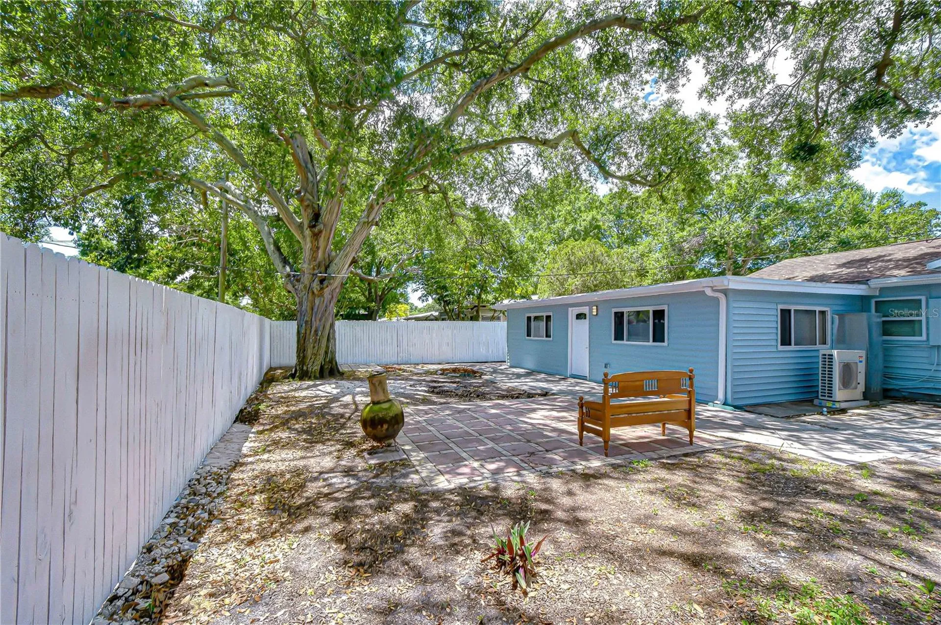 7235 15th Street N St Petersburg FL 33702