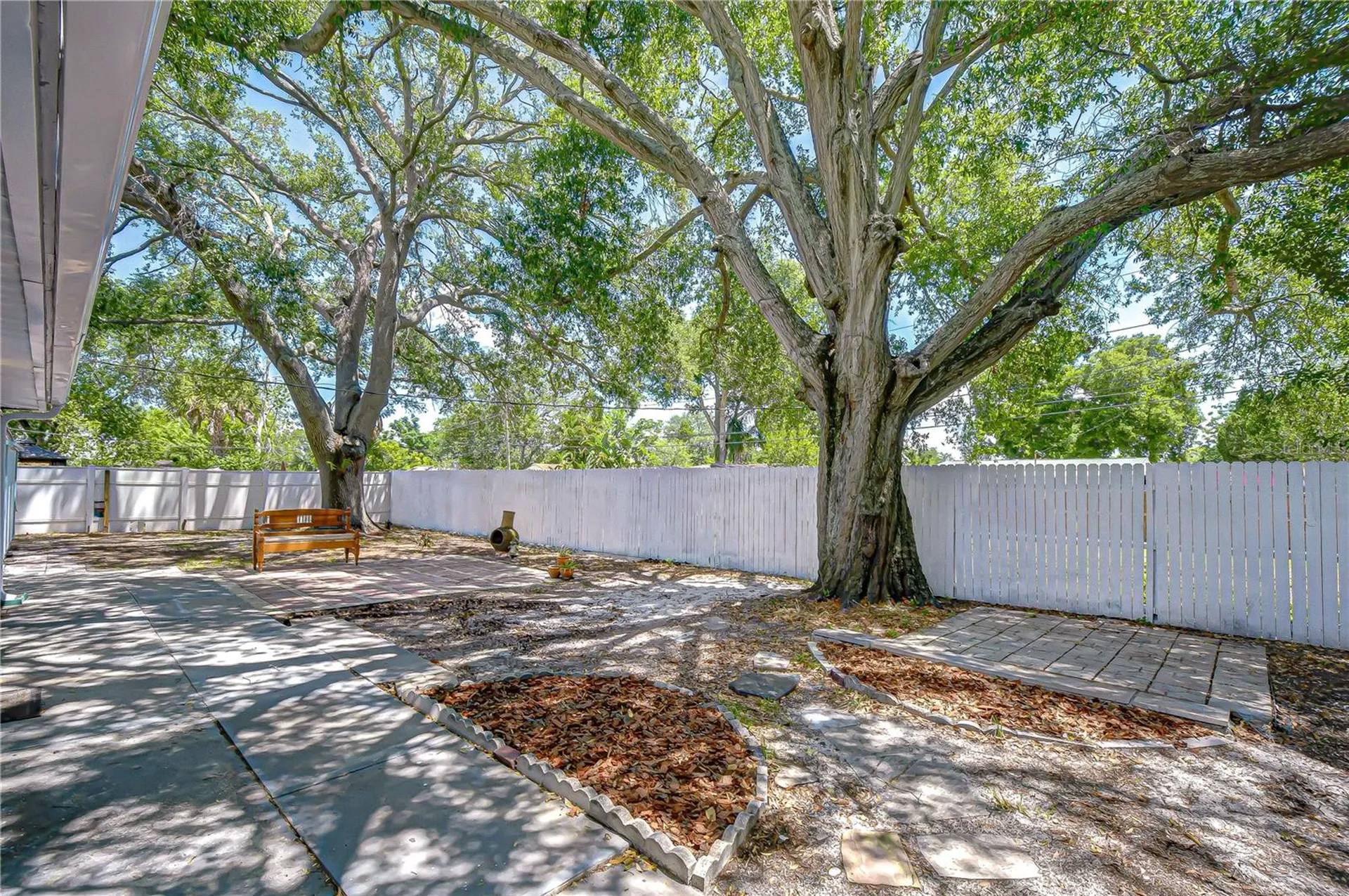 7235 15th Street N St Petersburg FL 33702