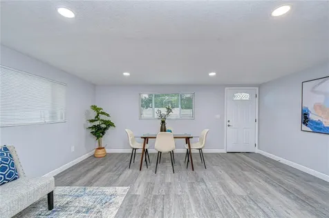 7235 15th Street N St Petersburg FL 33702