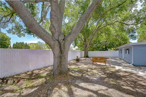 7235 15th Street N St Petersburg FL 33702