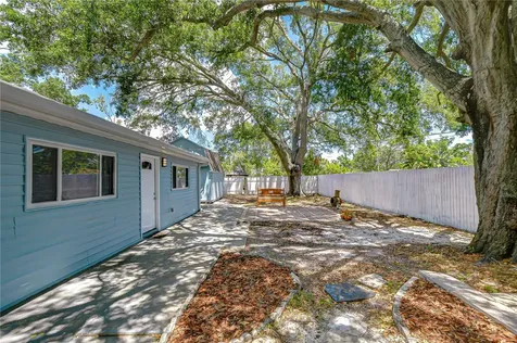 7235 15th Street N St Petersburg FL 33702