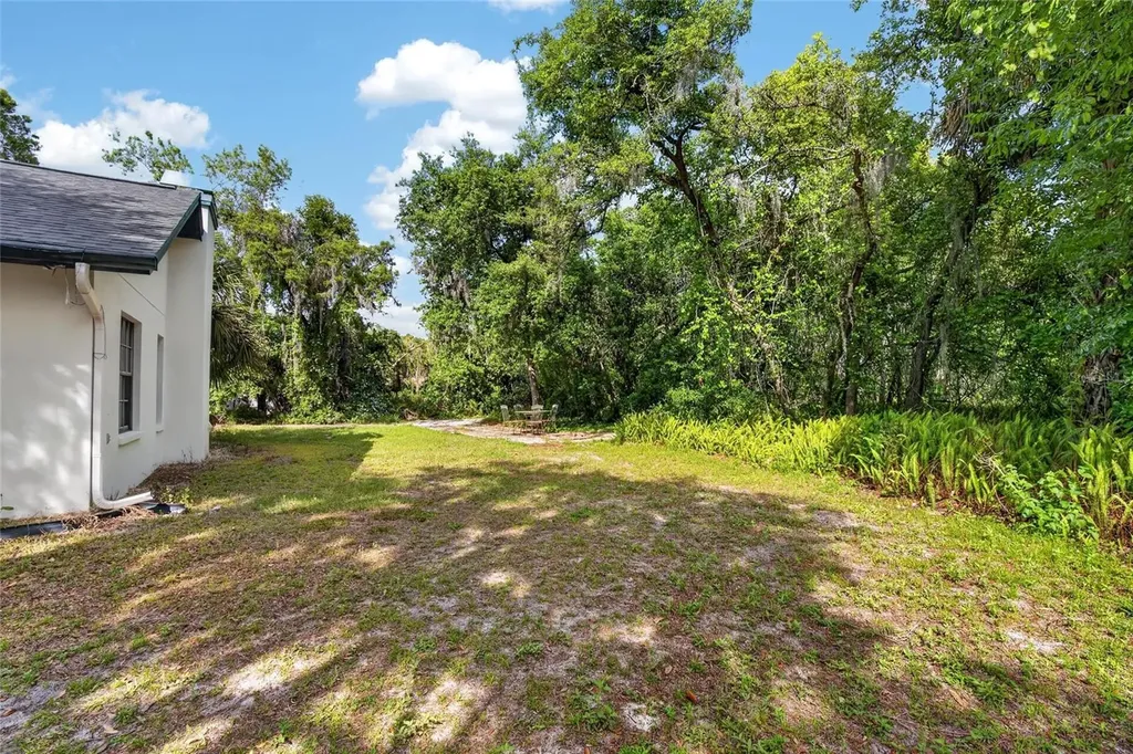 2904 Pine Club Drive Plant City FL 33566