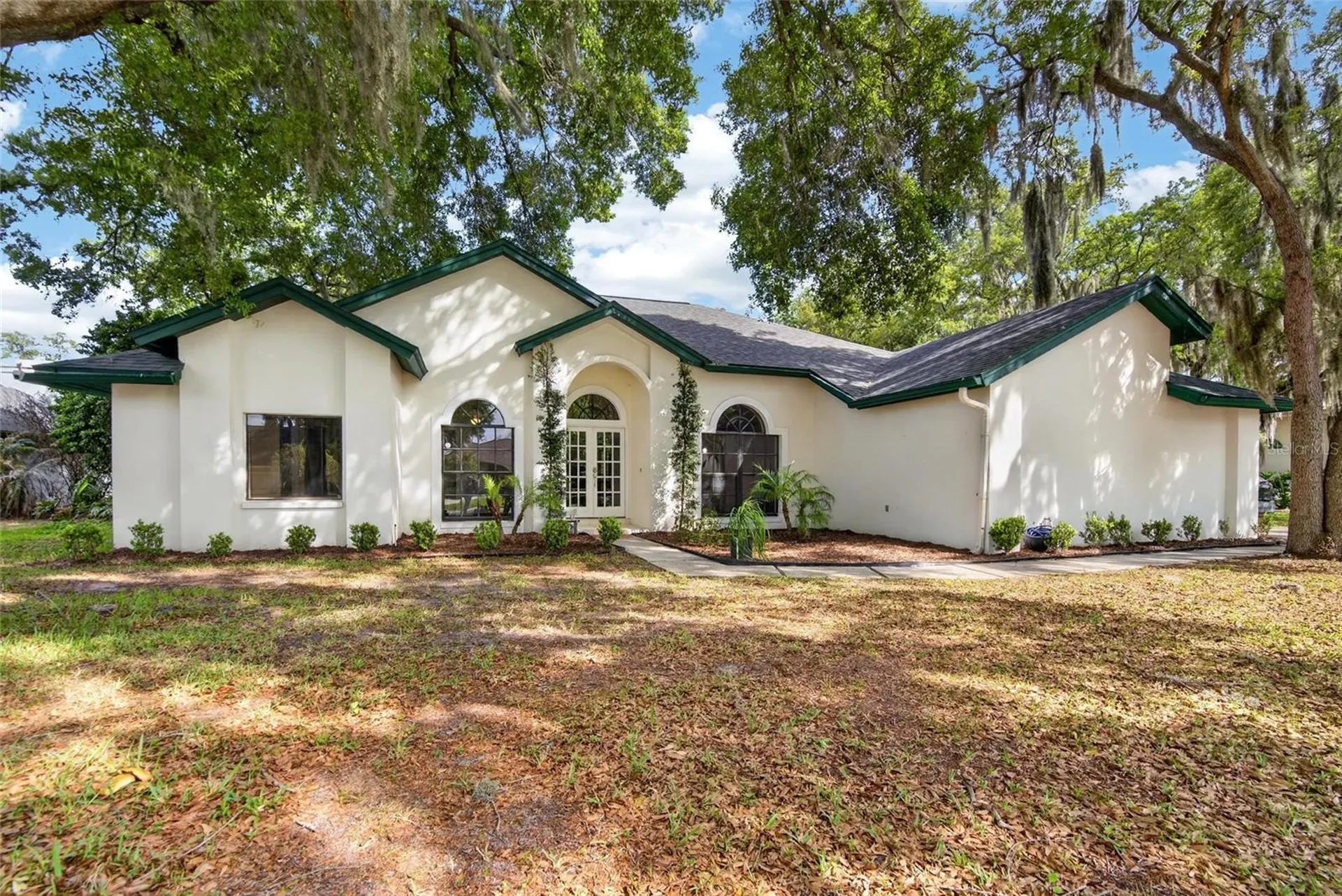 2904 Pine Club Drive Plant City FL 33566
